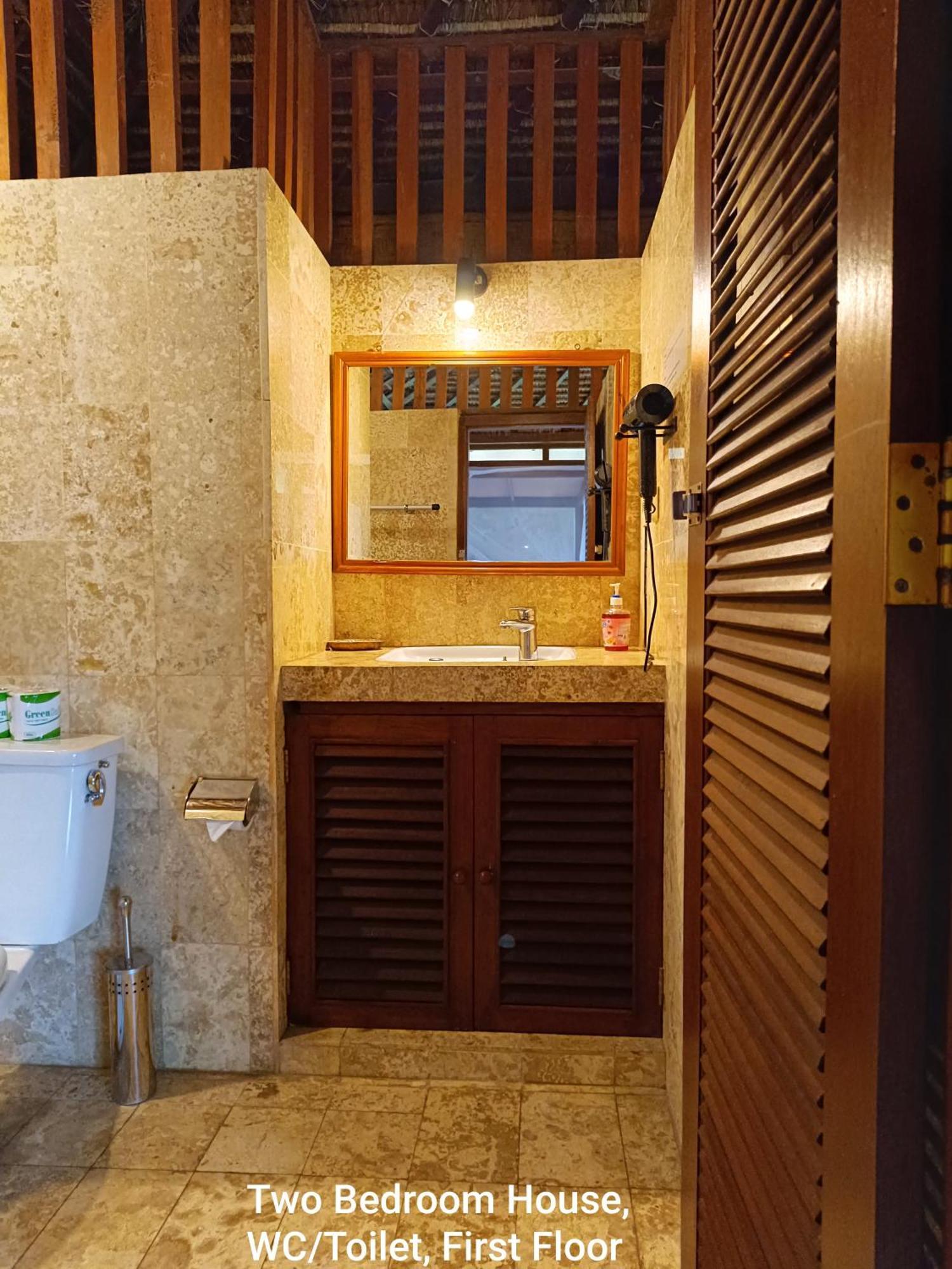 Guci Guesthouses Ubud  Ngoại thất bức ảnh