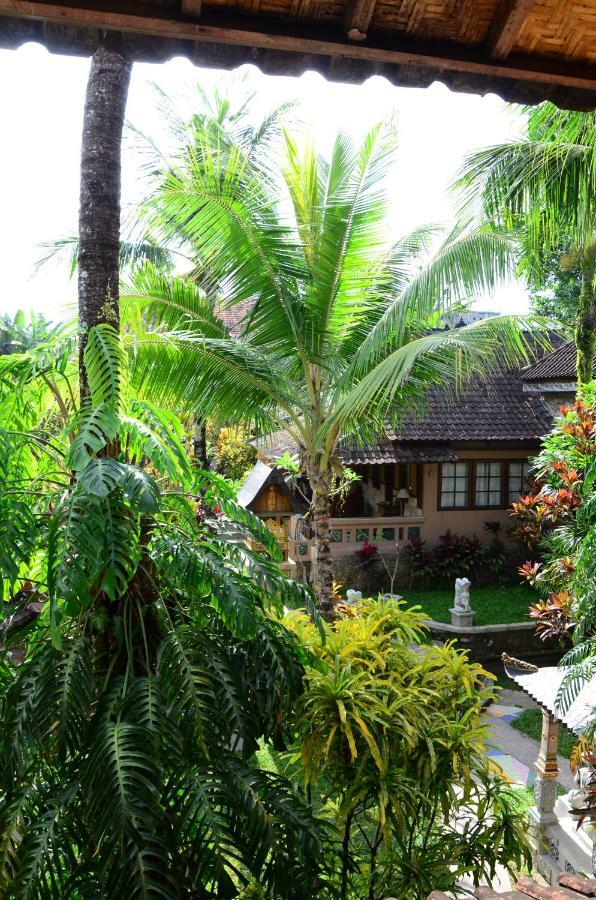Guci Guesthouses Ubud  Ngoại thất bức ảnh